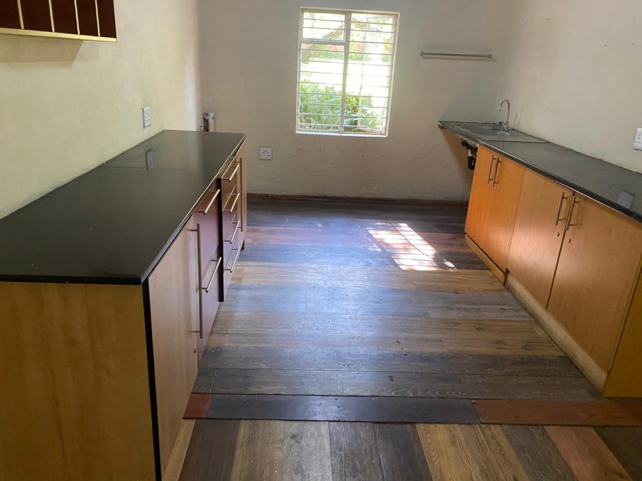 5 Bedroom Property for Sale in Kameeldrift West Gauteng