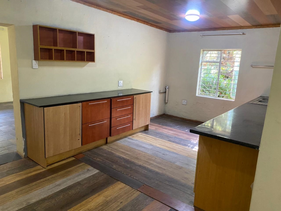 5 Bedroom Property for Sale in Kameeldrift West Gauteng