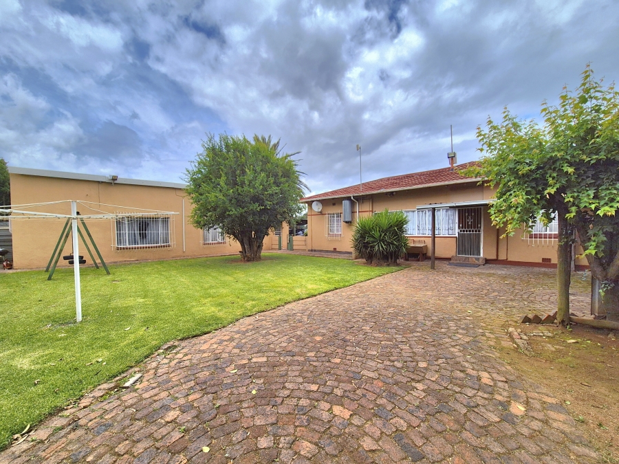4 Bedroom Property for Sale in Anzac Gauteng