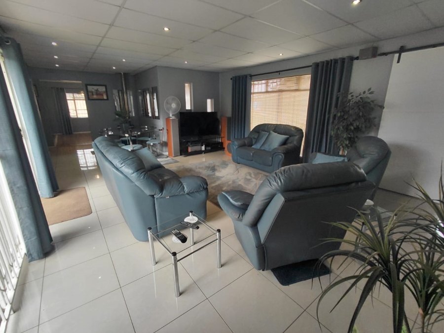 3 Bedroom Property for Sale in Dalpark Proper Gauteng