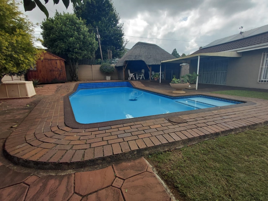 3 Bedroom Property for Sale in Dalpark Proper Gauteng