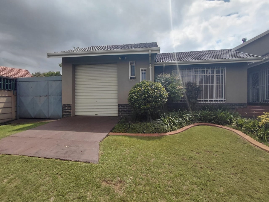 3 Bedroom Property for Sale in Dalpark Proper Gauteng