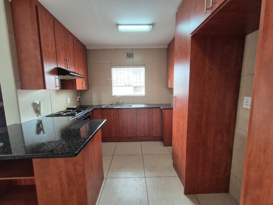 2 Bedroom Property for Sale in Vanderbijlpark SE 2 Gauteng
