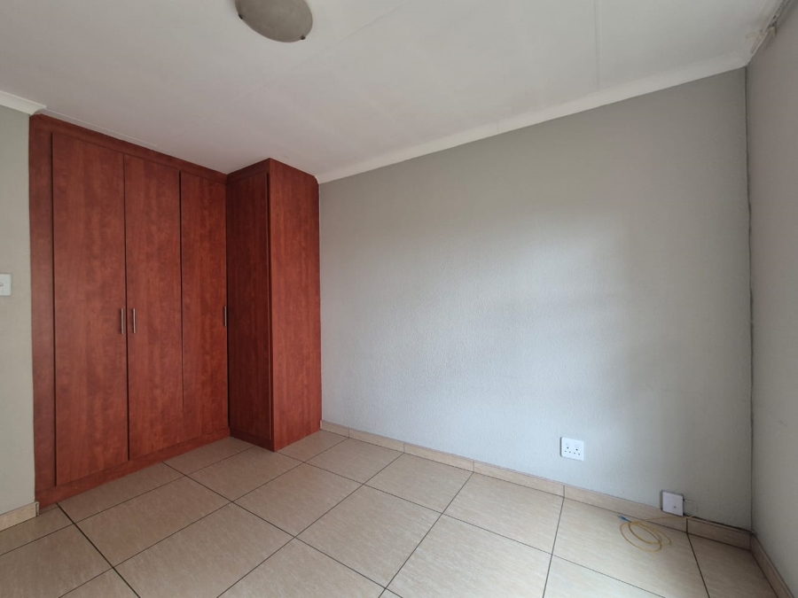 2 Bedroom Property for Sale in Vanderbijlpark SE 2 Gauteng