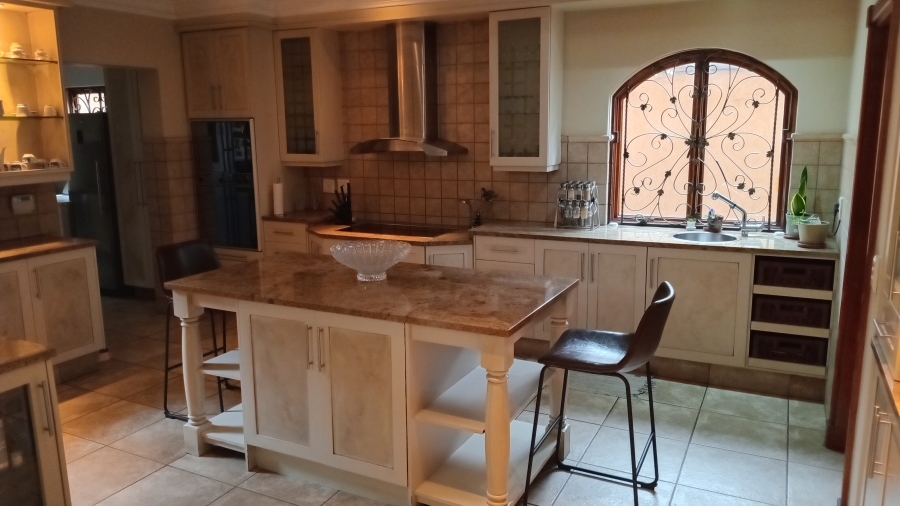 4 Bedroom Property for Sale in Bedfordview Gauteng