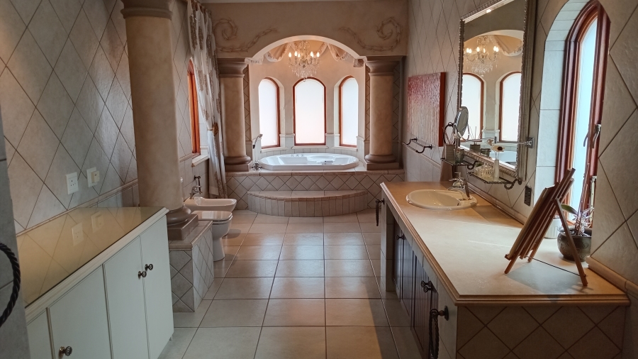 4 Bedroom Property for Sale in Bedfordview Gauteng