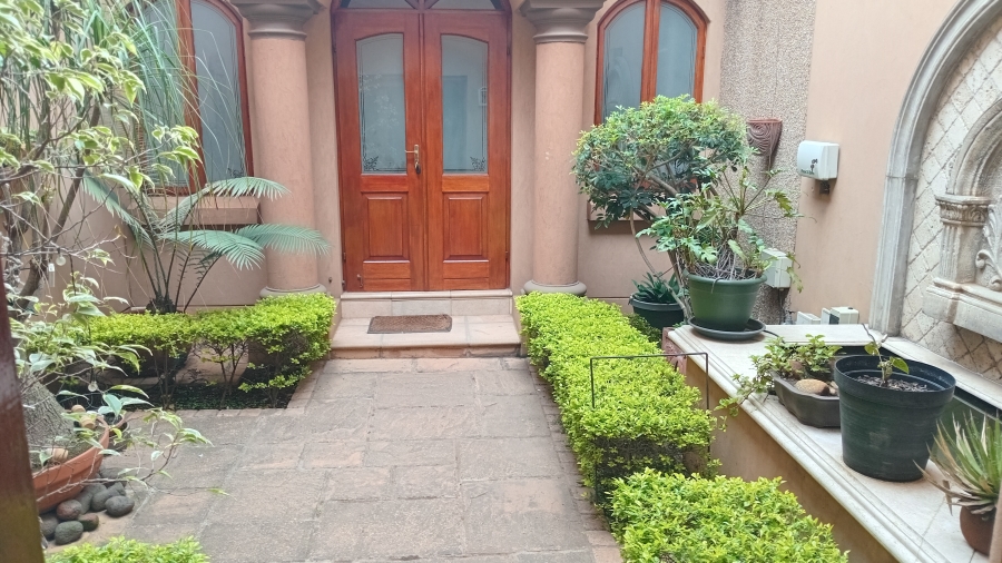 4 Bedroom Property for Sale in Bedfordview Gauteng