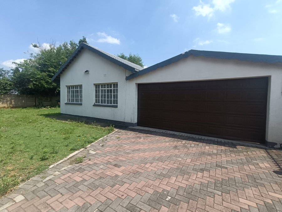 4 Bedroom Property for Sale in Vanderbijlpark SE 6 Gauteng