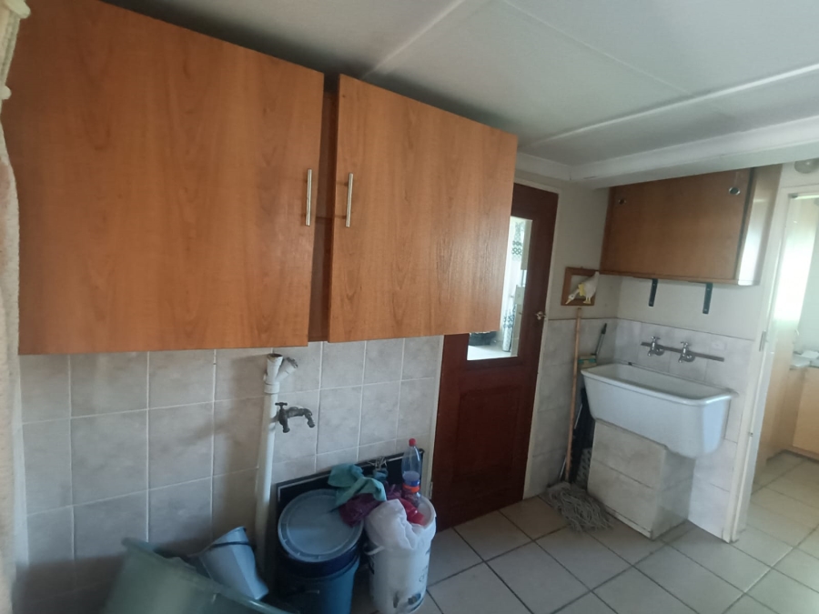 4 Bedroom Property for Sale in Vanderbijlpark SE 6 Gauteng