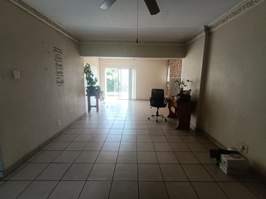 4 Bedroom Property for Sale in Vanderbijlpark SE 6 Gauteng