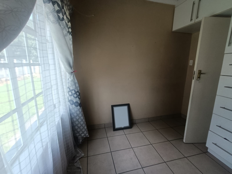 4 Bedroom Property for Sale in Vanderbijlpark SE 6 Gauteng