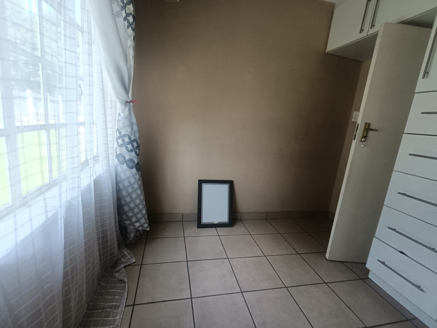 4 Bedroom Property for Sale in Vanderbijlpark SE 6 Gauteng