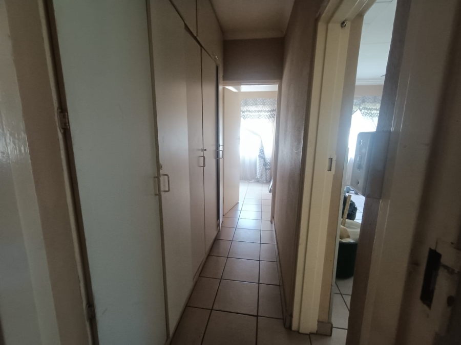 4 Bedroom Property for Sale in Vanderbijlpark SE 6 Gauteng