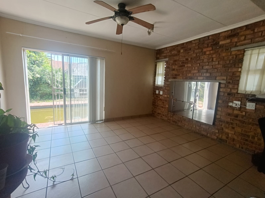 4 Bedroom Property for Sale in Vanderbijlpark SE 6 Gauteng