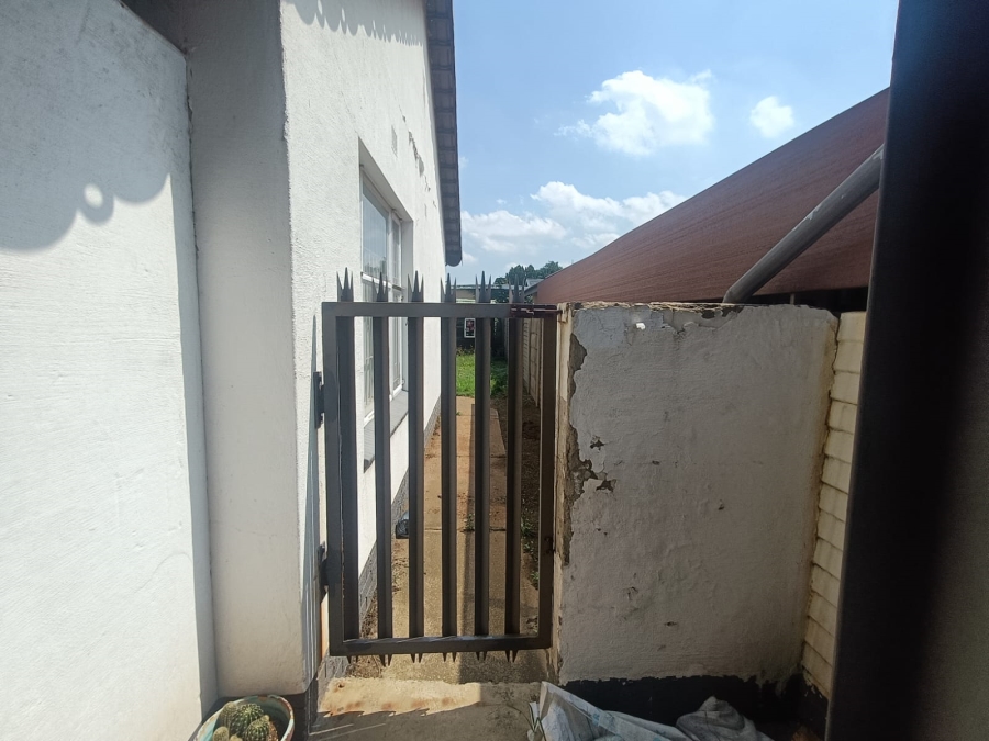 4 Bedroom Property for Sale in Vanderbijlpark SE 6 Gauteng