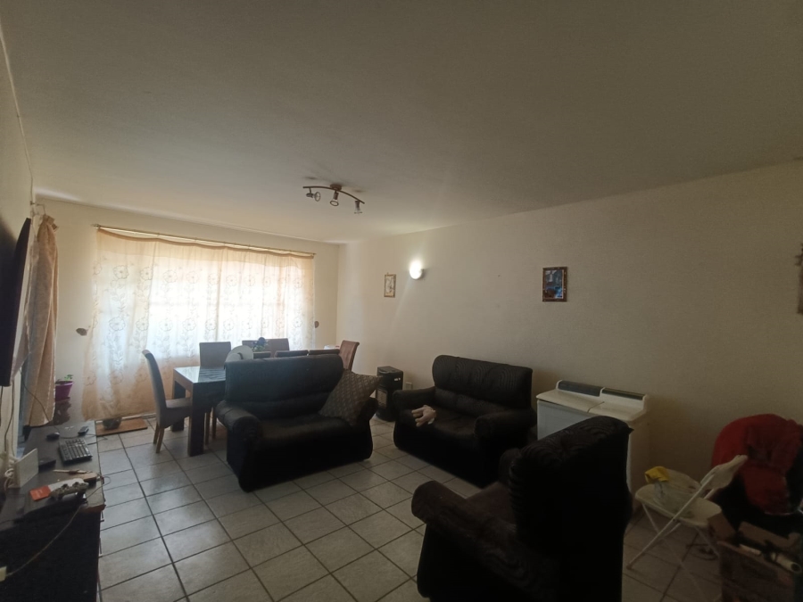 2 Bedroom Property for Sale in Vanderbijlpark CW 3 Gauteng