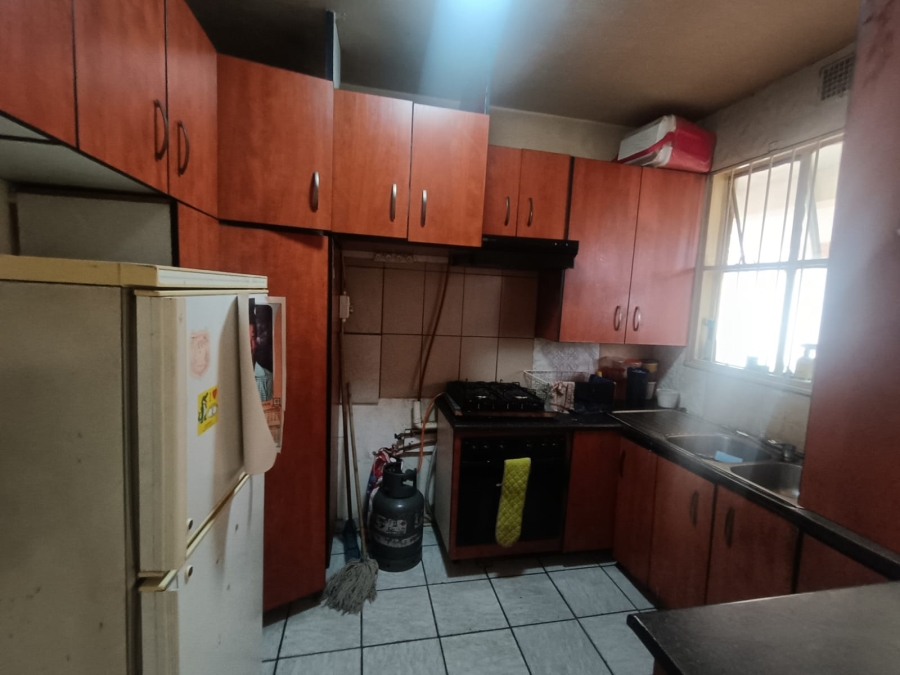 2 Bedroom Property for Sale in Vanderbijlpark CW 3 Gauteng
