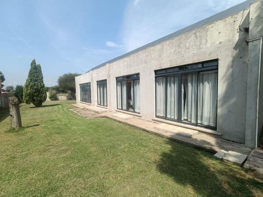 4 Bedroom Property for Sale in Vanderbijlpark CE 4 Gauteng