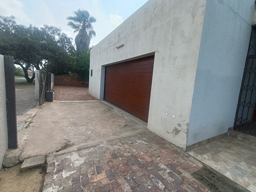4 Bedroom Property for Sale in Vanderbijlpark CE 4 Gauteng