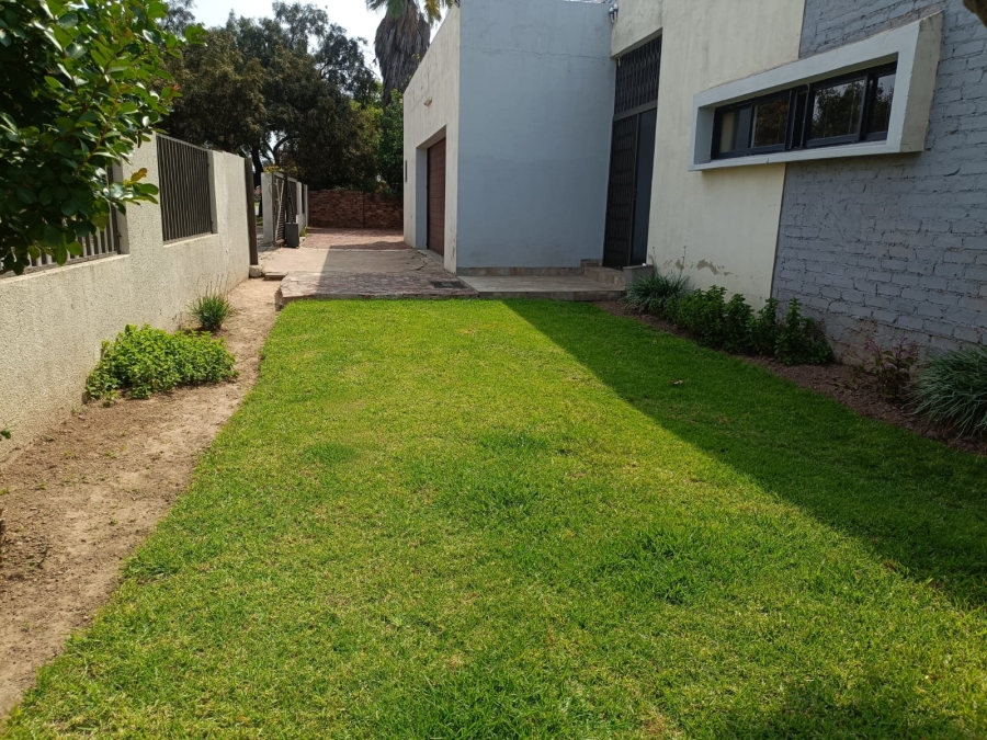 4 Bedroom Property for Sale in Vanderbijlpark CE 4 Gauteng