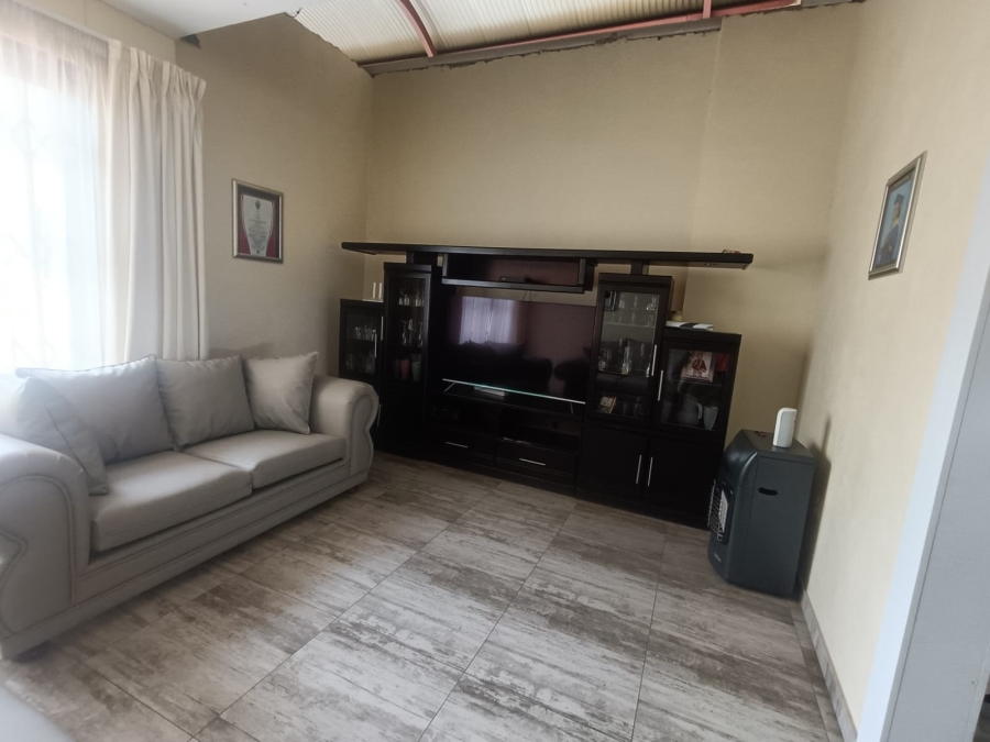 4 Bedroom Property for Sale in Vanderbijlpark CE 4 Gauteng