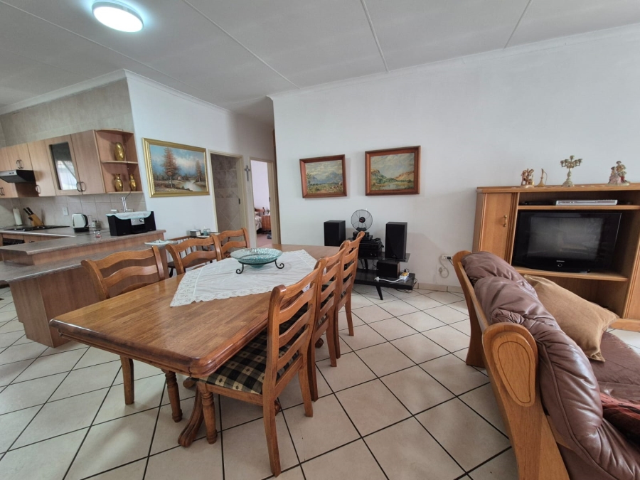 2 Bedroom Property for Sale in Vanderbijlpark SE 2 Gauteng