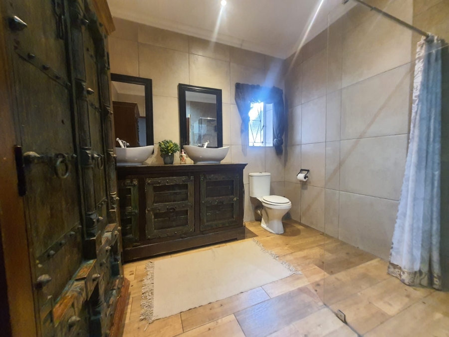 3 Bedroom Property for Sale in Vanderbijlpark SW 5 Gauteng