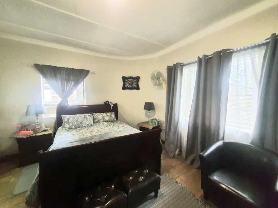 3 Bedroom Property for Sale in Vanderbijlpark SW 5 Gauteng