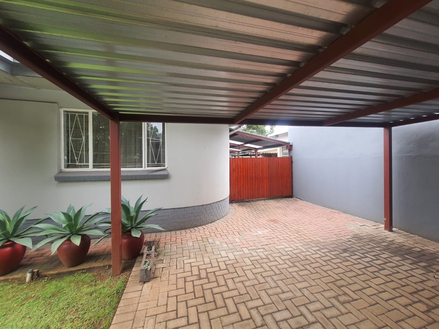 3 Bedroom Property for Sale in Vanderbijlpark SW 5 Gauteng
