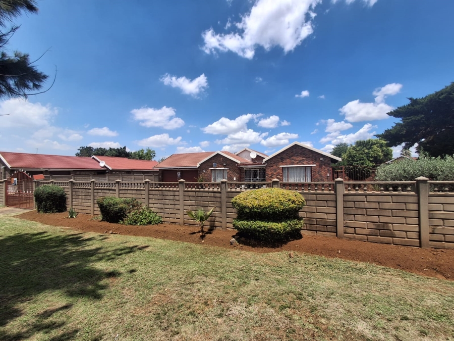 3 Bedroom Property for Sale in Waldrift Gauteng