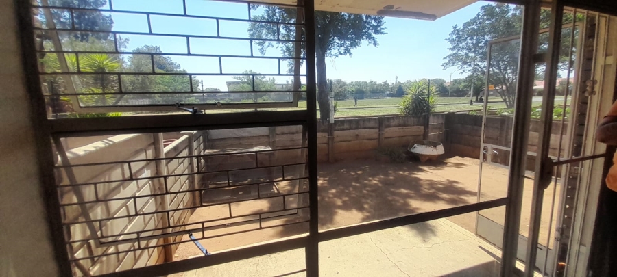 2 Bedroom Property for Sale in Meyerton Central Gauteng