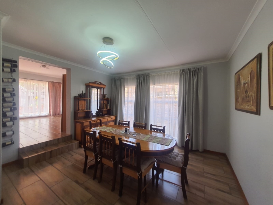 5 Bedroom Property for Sale in Vanderbijlpark SE Gauteng