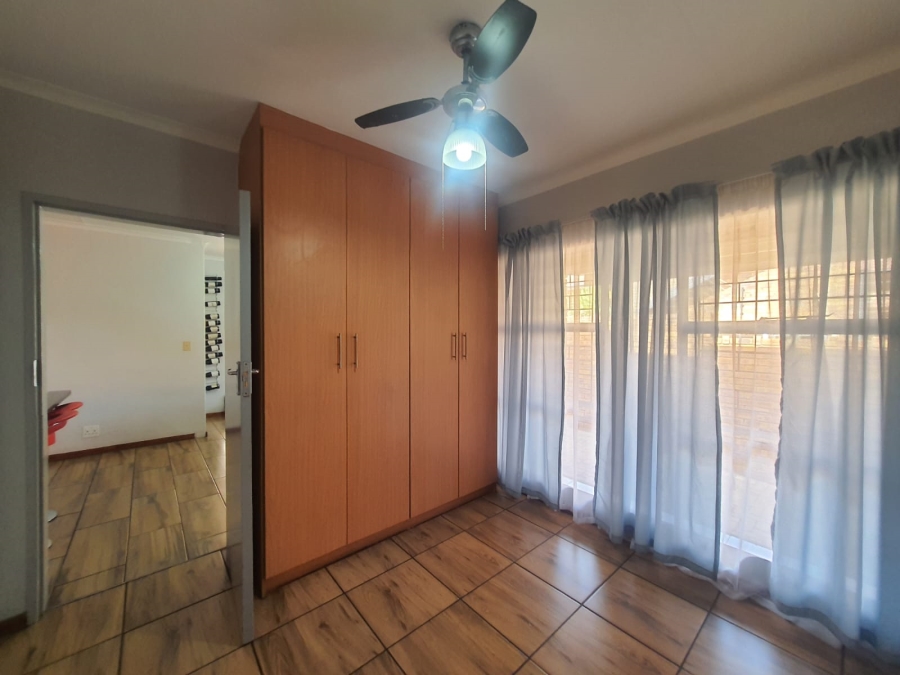 5 Bedroom Property for Sale in Vanderbijlpark SE Gauteng