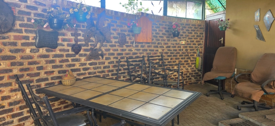 3 Bedroom Property for Sale in Helderstrome AH Gauteng