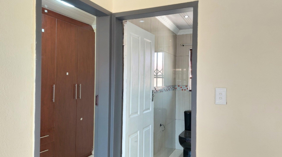 3 Bedroom Property for Sale in Meyerton Park Gauteng