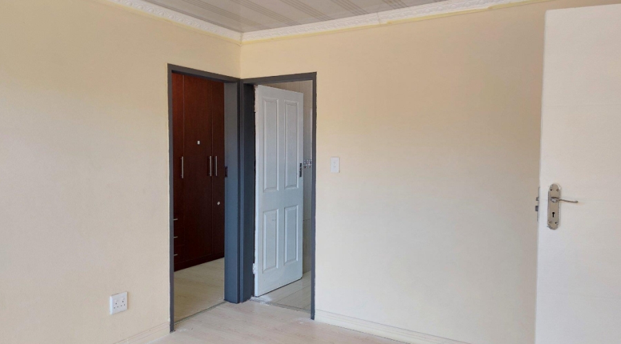 3 Bedroom Property for Sale in Meyerton Park Gauteng