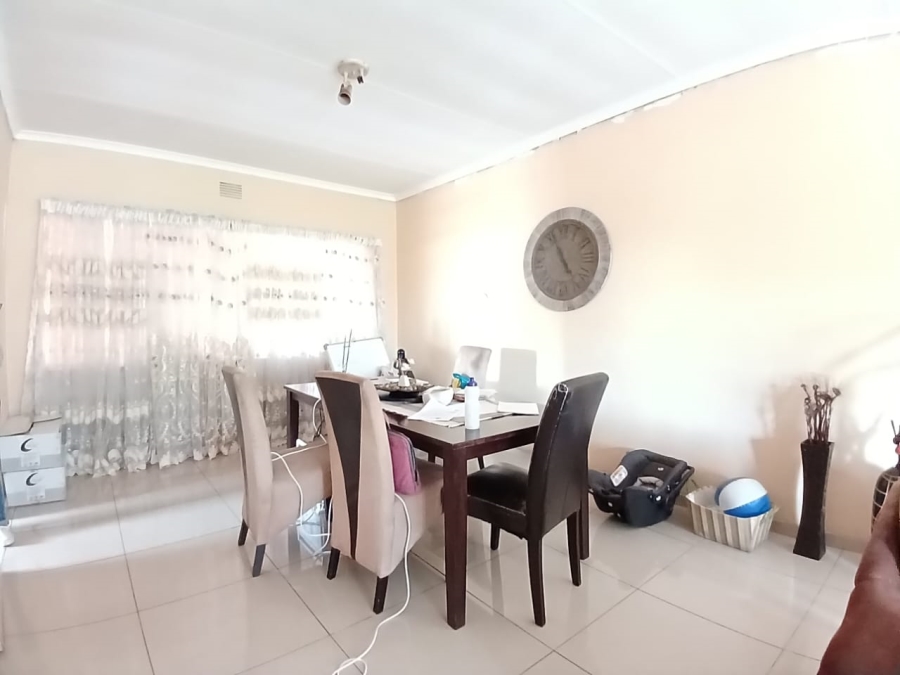 2 Bedroom Property for Sale in Vanderbijlpark CW 3 Gauteng