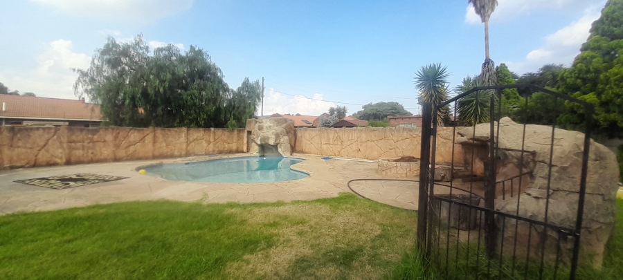 3 Bedroom Property for Sale in Riversdale Gauteng