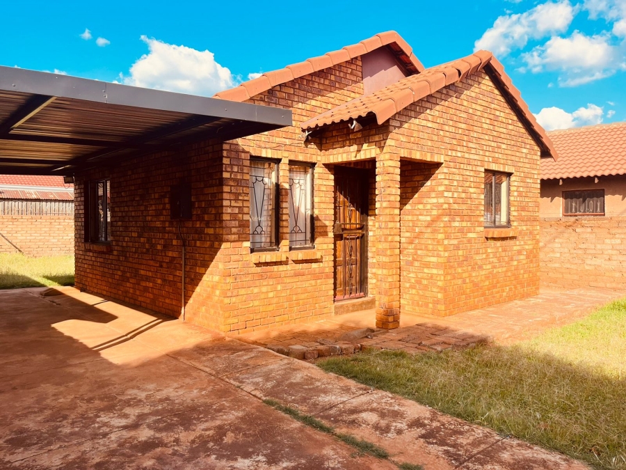 2 Bedroom Property for Sale in Soshanguve East Gauteng