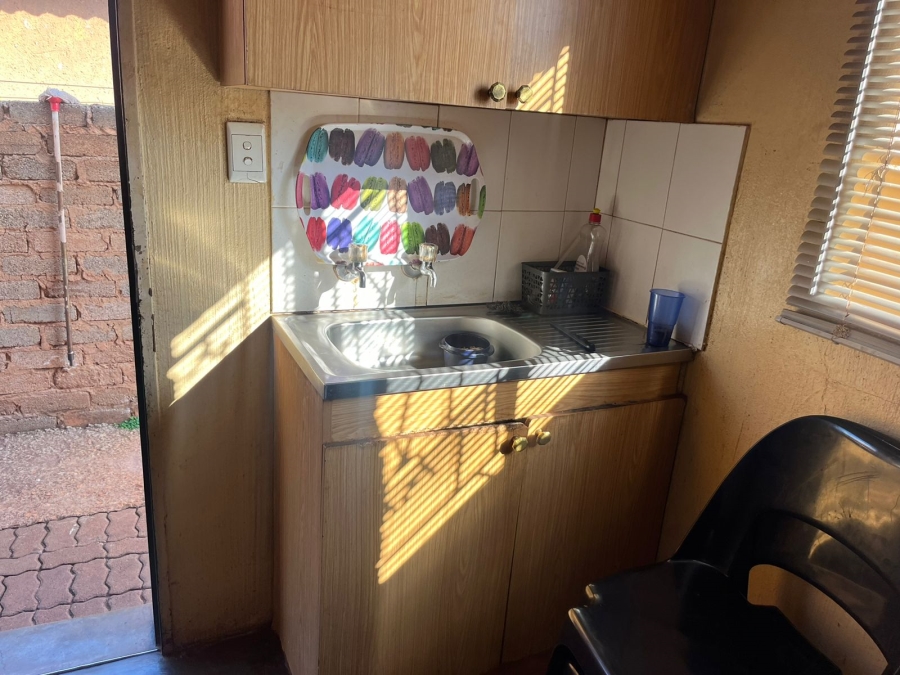 2 Bedroom Property for Sale in Soshanguve East Gauteng