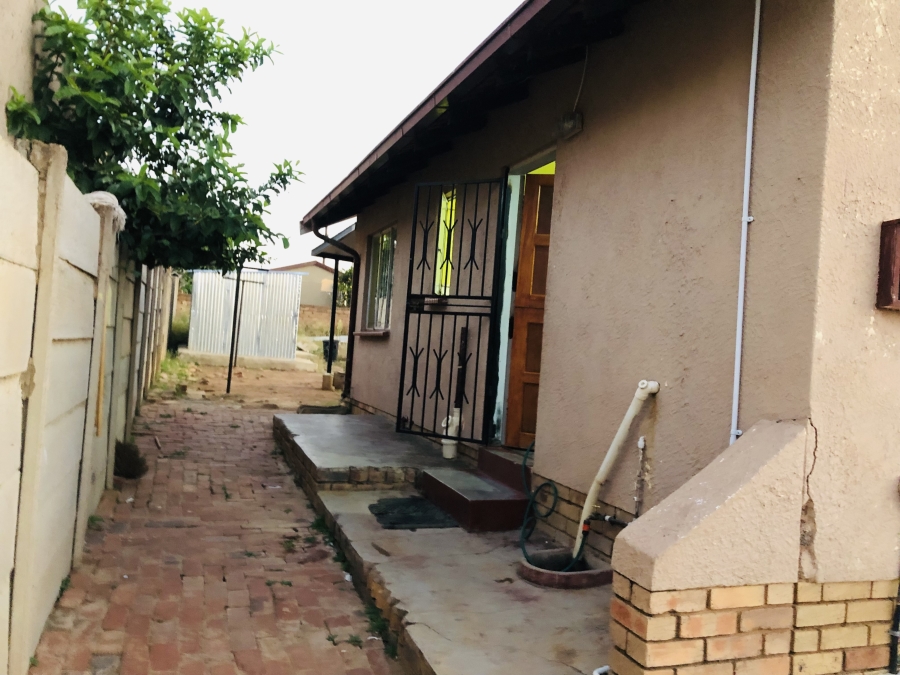 2 Bedroom Property for Sale in Soshanguve Cc Gauteng