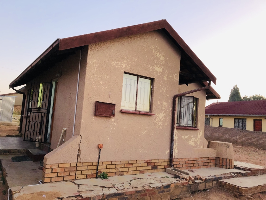 2 Bedroom Property for Sale in Soshanguve Cc Gauteng