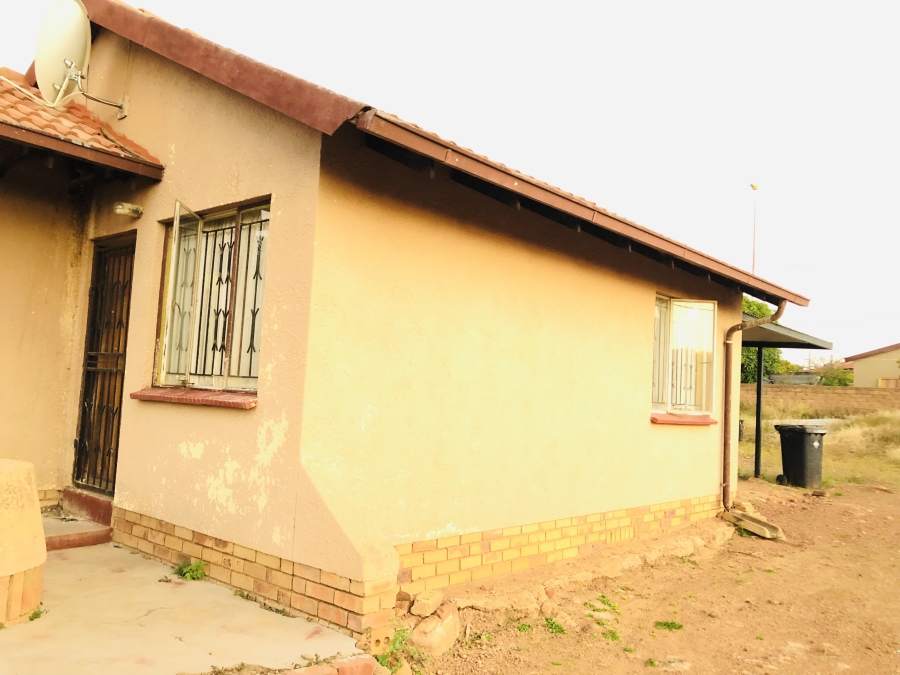 2 Bedroom Property for Sale in Soshanguve Cc Gauteng