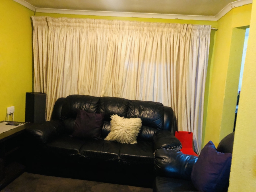 2 Bedroom Property for Sale in Soshanguve Cc Gauteng