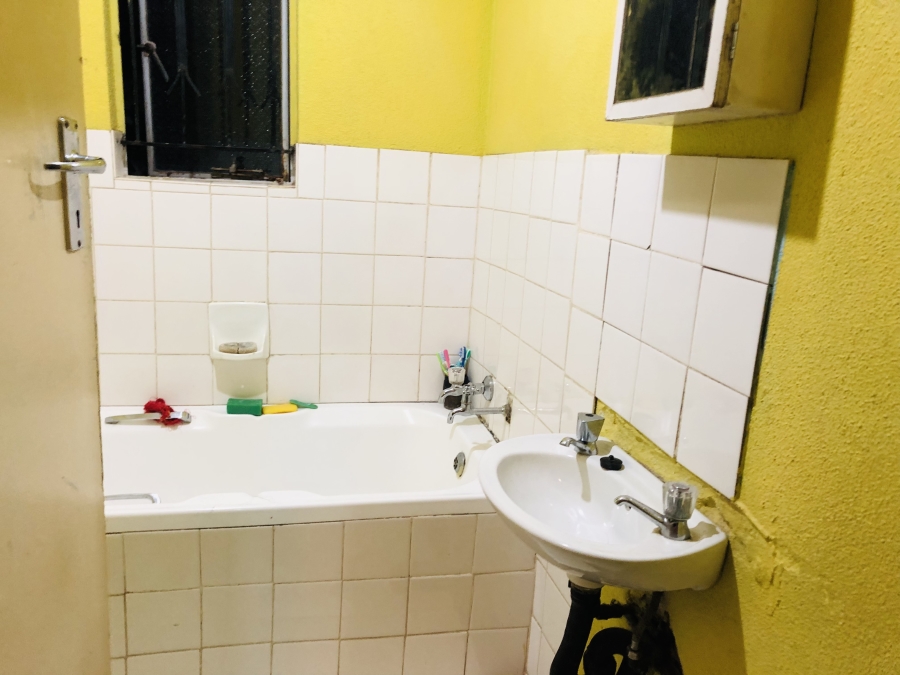 2 Bedroom Property for Sale in Soshanguve Cc Gauteng