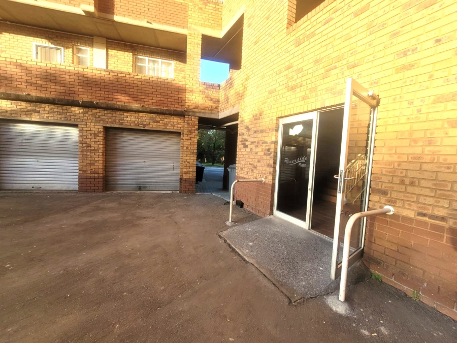 2 Bedroom Property for Sale in Zwartkop Gauteng