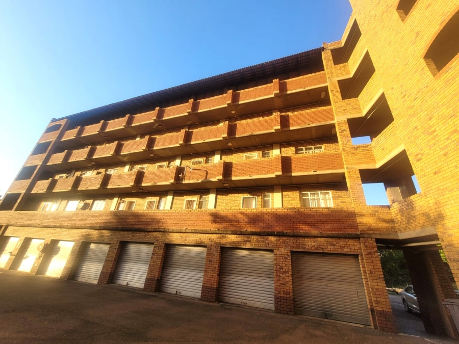 2 Bedroom Property for Sale in Zwartkop Gauteng