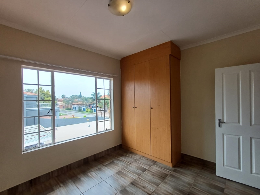 2 Bedroom Property for Sale in Sonneveld Gauteng