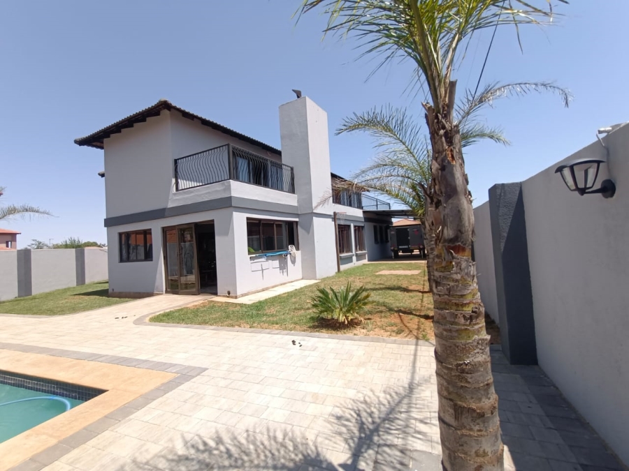 3 Bedroom Property for Sale in Vanderbijlpark SE 8 Gauteng