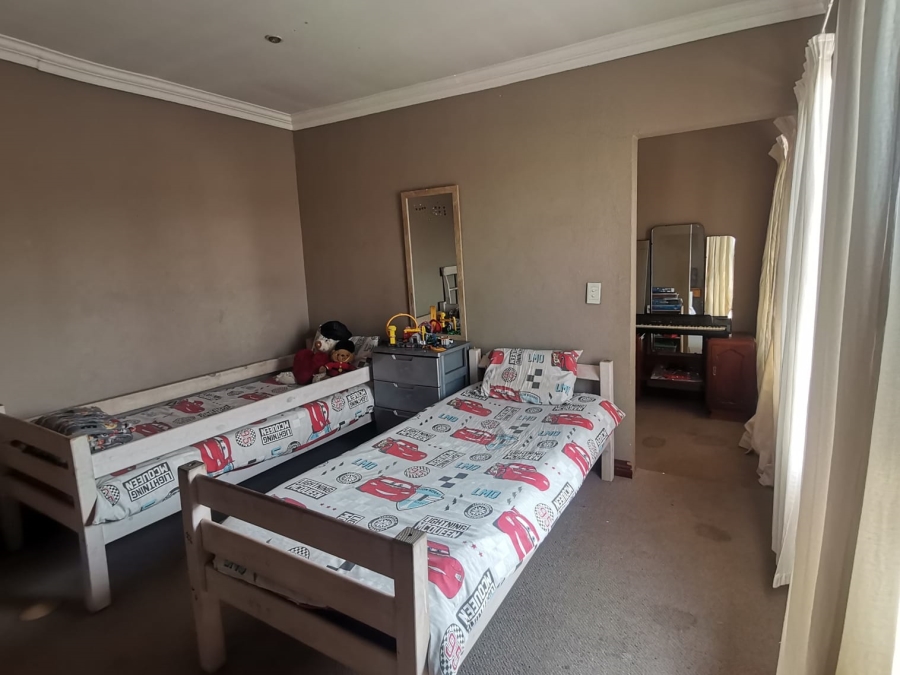 3 Bedroom Property for Sale in Vanderbijlpark SE 8 Gauteng